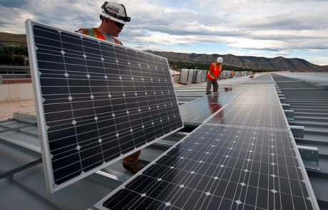 בניגוד לישראל- אנרגיה סולארית שוברת שיאים בעולם